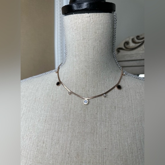 Beautiful necklace - Picture 8 of 8